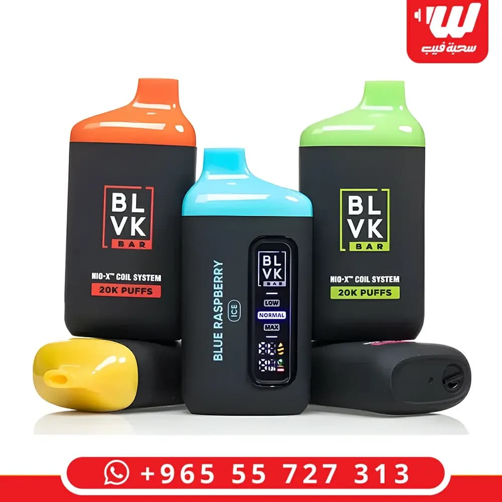 جهاز سحبات جاهزة BLVK Bar 20K بتصميم عصري باللون الأسود مع شاشة رقمية كبيرة.